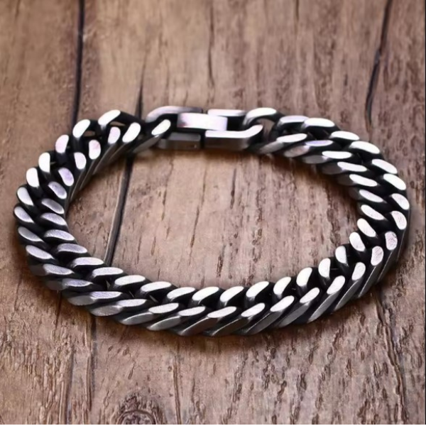 Stylish Men Fashion Bracelet Silver